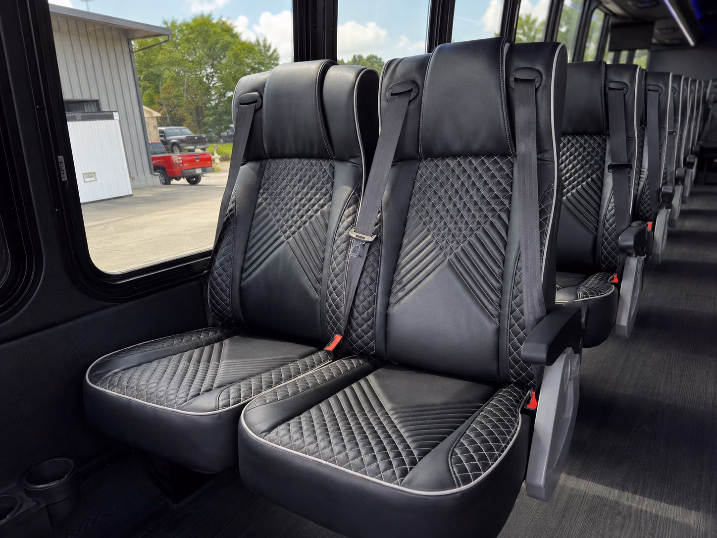 cross texas in comfort long distance buses from edinburg to san antonio austin houston and beyond