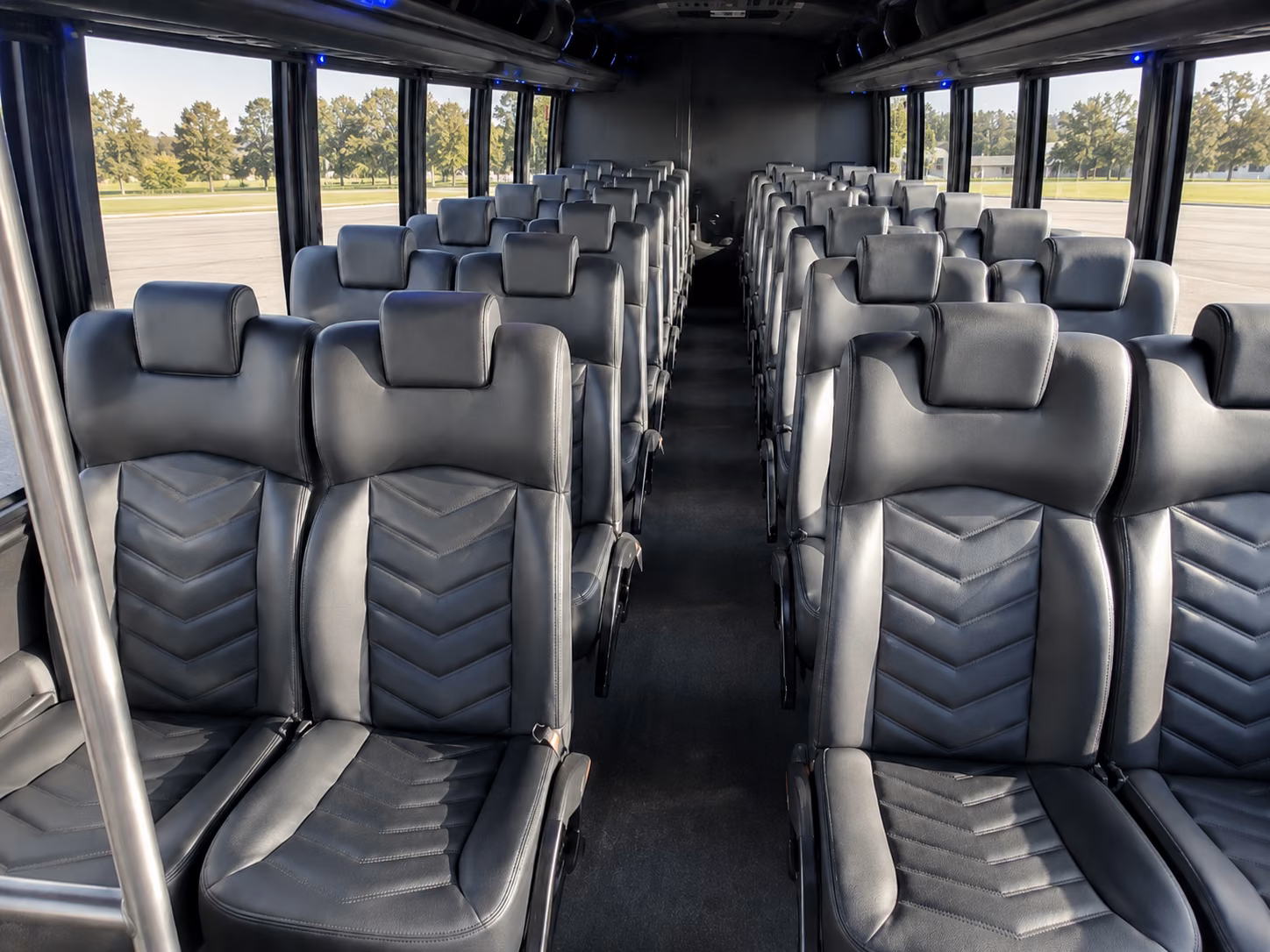 laredo edinburg charter buses