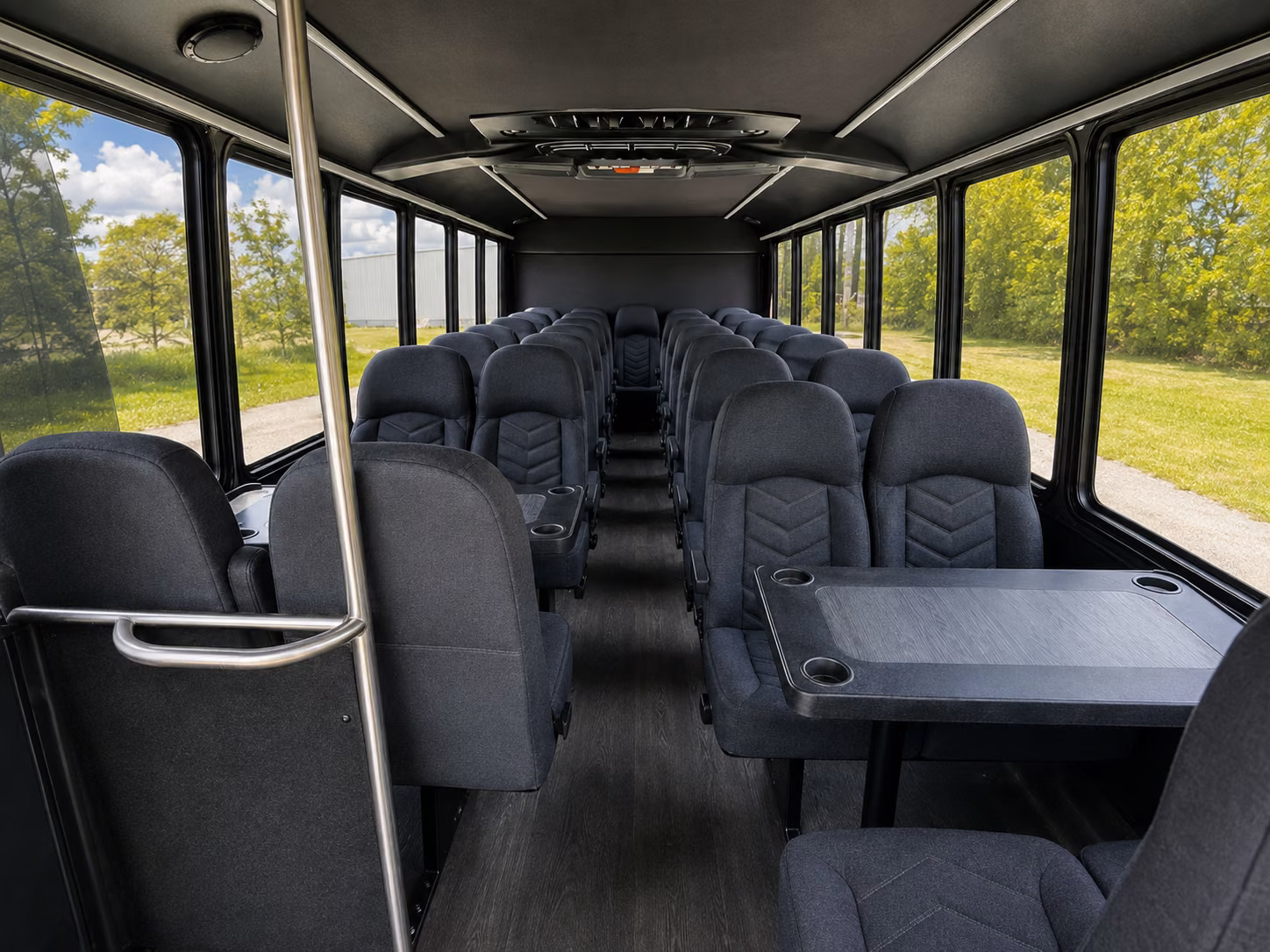 laredo timely charter buses for laredo corporate outings