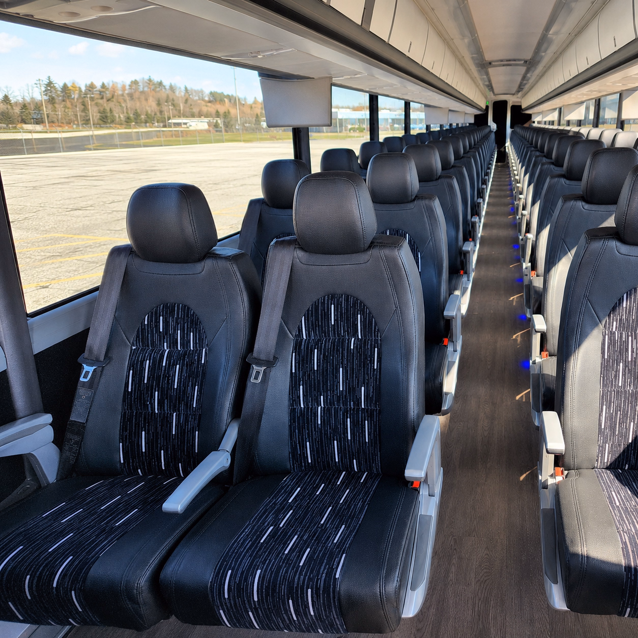 victoria charter buses